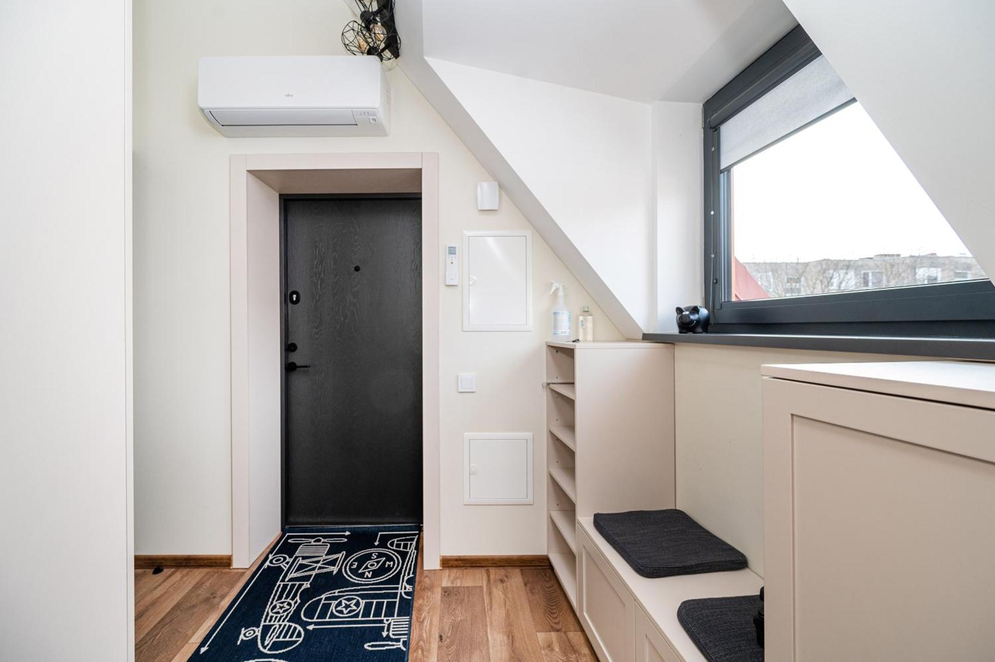 Cozy Central Attic Self Check In Vilna Exterior foto